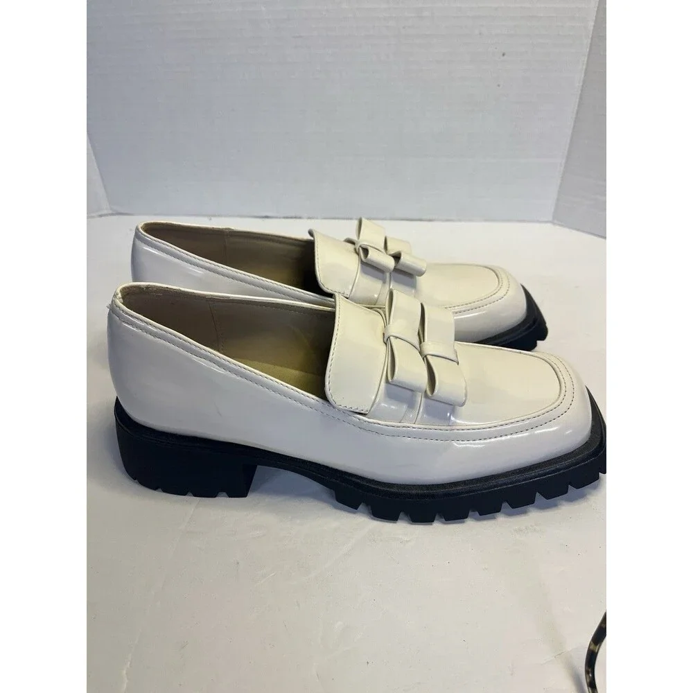 C. Paravano Shoes Size 40 9-9.5 White Lug Slip On Bow Chunky Black Sole Unworn